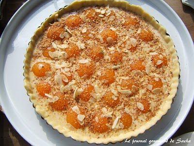 Tarte aux abricots , amandes,  miel et thym  et .. La confiture d'abricots  à l'amande amère
