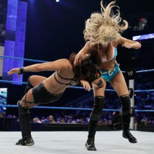 Kelly Kelly victorieuse face à Layla