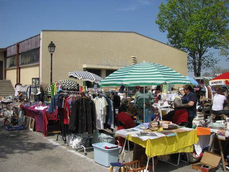 Les vide-greniers, le retour... IMG_8497