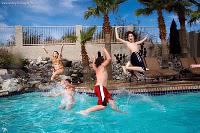 Party de Piscine pour Enfants (Petits et Grands)