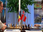 Echecs Roumanie Carlsen devant mi-parcours