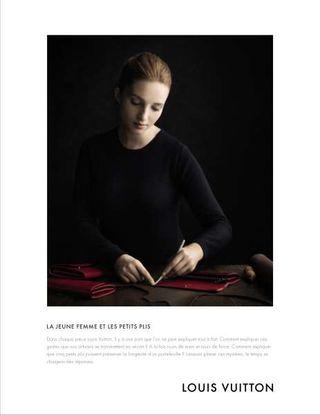 Darkplanneur -louis-vuitton-pub la jeune femme et les petits plis