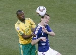 squillaci-est-titulaire-en-defense-contre-l-afsud Les notes de France-Afsud