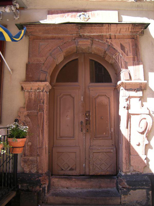 Le mur (Hédi Kaddour)