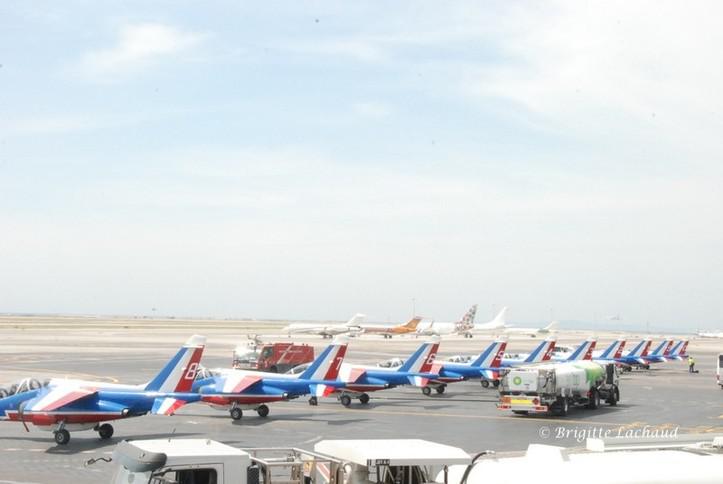 LA PATROUILLE DE FRANCE A NICE POUR LE RATTACHEMENT DU COMTE DE NICE A LA FRANCE 