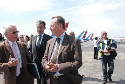 LA PATROUILLE DE FRANCE A NICE POUR LE RATTACHEMENT DU COMTE DE NICE A LA FRANCE 