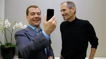 Steve Jobs a reçu Dmitri Medvedev...