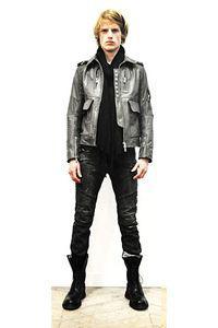 La collection homme printemps été 2011 Balmain 00260m