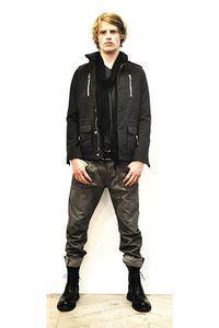 La collection homme printemps été 2011 Balmain 00190m