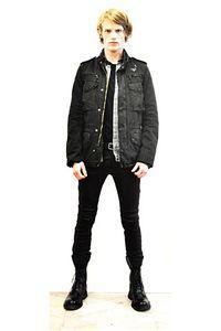 La collection homme printemps été 2011 Balmain 00130m