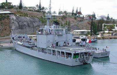 La Nouvelle-Calédonie s'éloigne-t-elle de la France ?