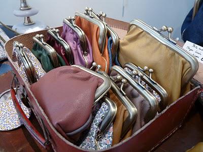 [Bye bye la galerie] 27/06 Charlotte et ses chapeauxMélop...