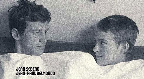 À bout de souffle, première réalisation de Jean-Luc Godard, avec Jean-Paul Belmondo et Jean Seberg.