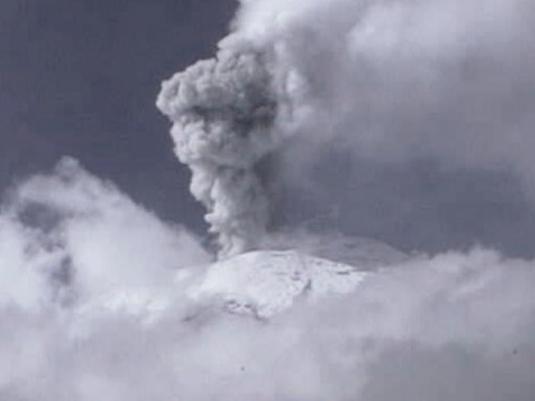 Le Sulu Range, sur l'Île de Nouvelle Bretagne, vers une nouvelle éruption comme en 2006 ?