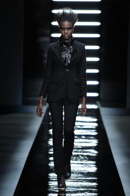 Xuly Bët: S/S Collection 2010-11 @  The African Fashion week, in Johannesburg (South-Africa)