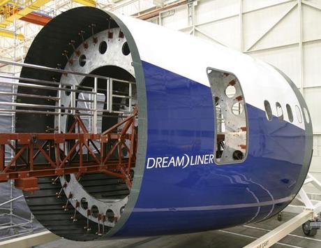 Le composite du Boeing 787 Dreamliner encore en question