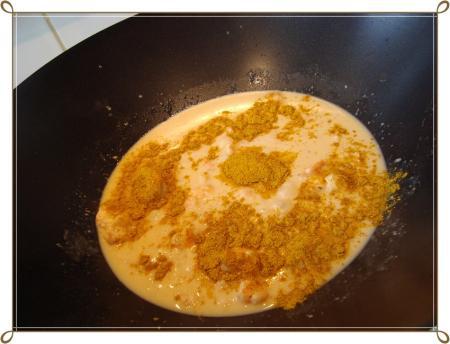 Crevettes au curry et lait de coco