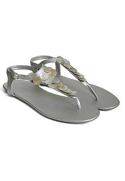 sélection: les sandales de l'été