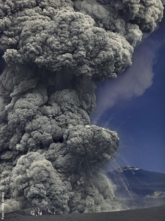 Hasselblad dévoile des photos explosives du Eyjafjallajökull