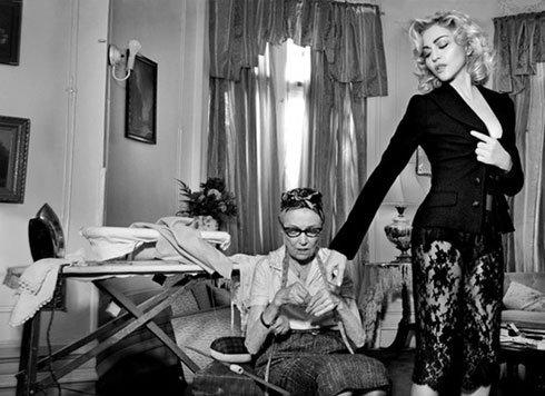 Nouvelle série de photos de Madonna pour D&G (images) + le blog de Lourdes