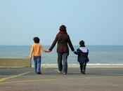 Trop aimer enfants peut être jugé criminel services sociaux.