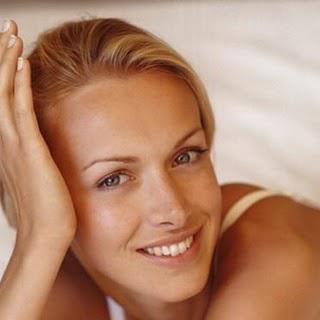 Dossier: Pourquoi le sommeil me rend belle?