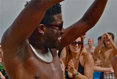 A LA RECHERCHE DE MISS bIKIni