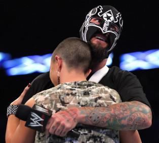 CM Punk pardonne Serena