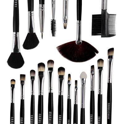 Fraulein3°8, un site à double tranchant!