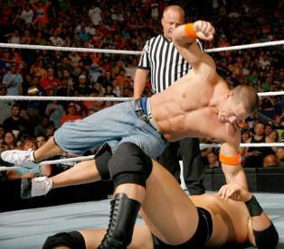 John Cena contre les 6 Nexus