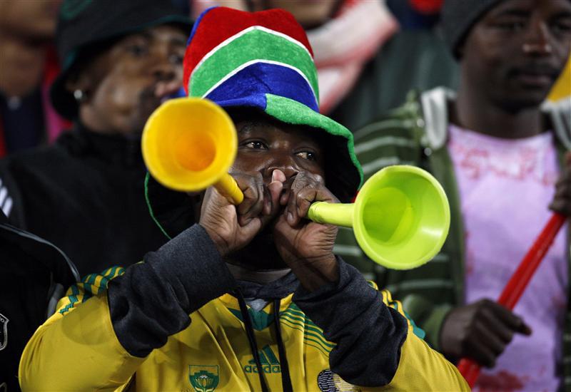 l'objet : Le vuvuzela , toujours présent dans nos tête....