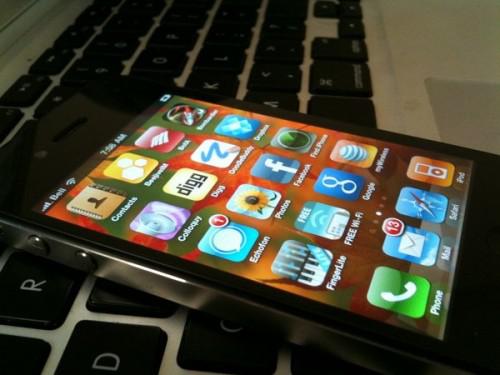 L’iPhone 4 désimlocké et jailbreaké par la DevTeam