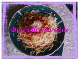 Spaghetti à la sauce tomate et pois chiches