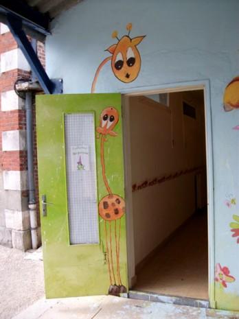 Peinture avec les enfants du centre de loisirs : deuxième jour