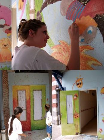 Peinture avec les enfants du centre de loisirs : deuxième jour