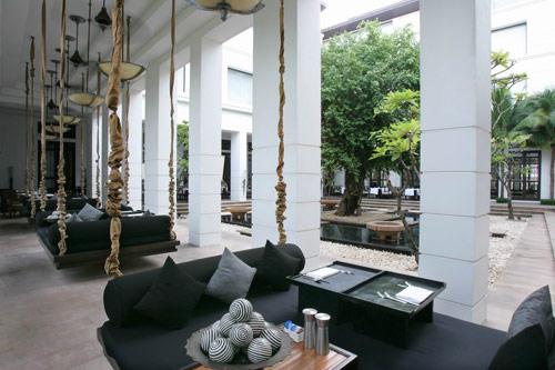 hotel-de-la-paix-cambodge