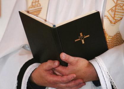 Femmes prêtres: un délit contre le sacrement