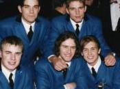 Robbie Williams rejoint Take That!!