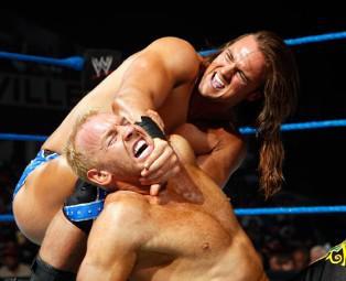 Drew McIntyre remporte la victoire face à Christian