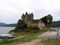 cantal-chateau-valpv__.1279392515.jpg