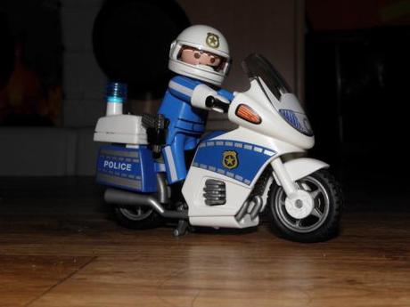 Nouvelle tenue forces de l'ordre