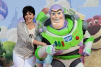 Liane Foly et Buzz à l'Avant-première de Toy Story 3 à Disneyland Paris