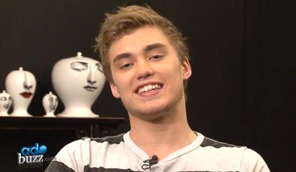 Alex Gardner ... son interview EXCLU en vidéo sur Adobuzz