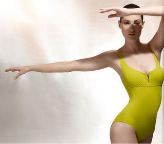 Les maillots de bain de l'été : Style minimal chic avec Eres !