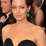 Rôle de Liz Taylor : Angelia Jolie ou Catherine Zeta Jones ?