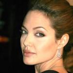 Rôle de Liz Taylor : Angelia Jolie ou Catherine Zeta Jones ?