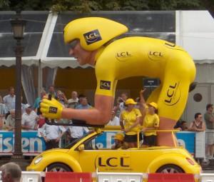 Découvrez Paris à vélo avec HostelBookers