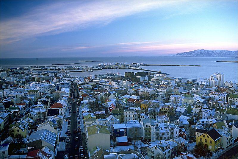 Laisser chuter les banques ? C'est possible, l'Islande l'a fait.
