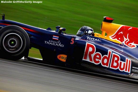 F1 : Red Bull et L’Office du tourisme Thaïlandais monopolisent la 1° ligne du Grand Prix de Grande-Bretagne