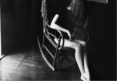 Margaret Durow, artiste née en 1989, fait exactement le g...